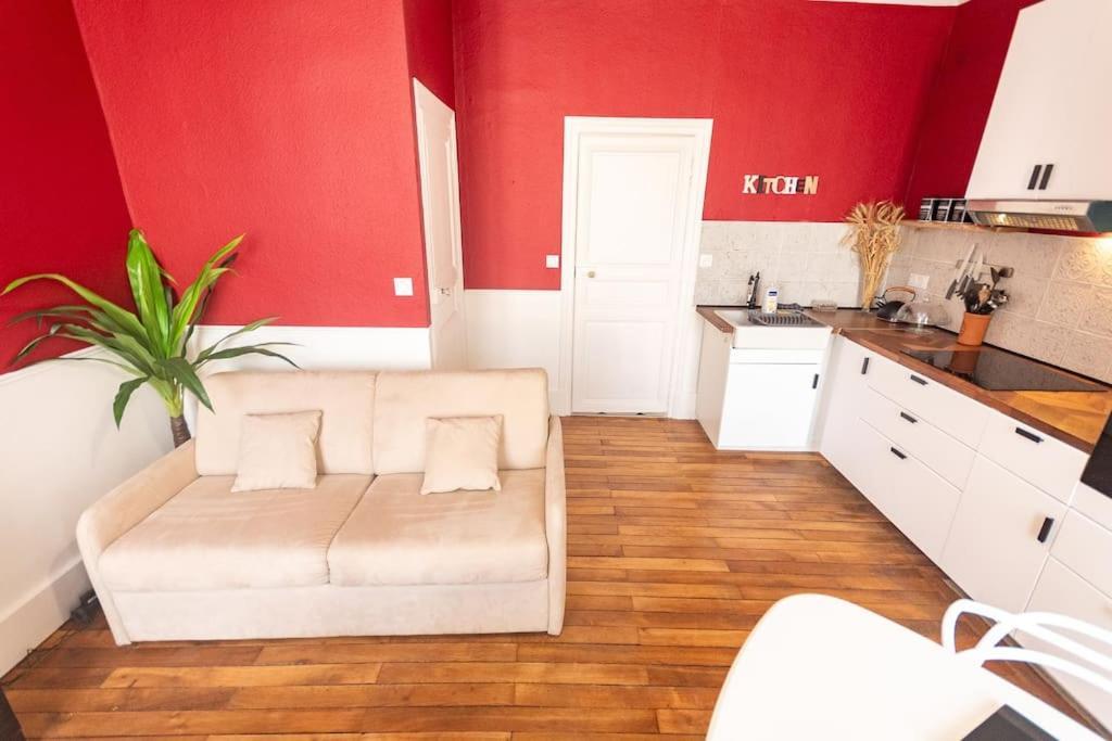 Immeuble L'Aristocrate - L'Epicurien- Bd Carnot Apartment อองเชร์ ภายนอก รูปภาพ